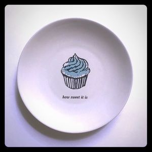 Kate Spade Lenox Plate HOW SWEET cupcake
